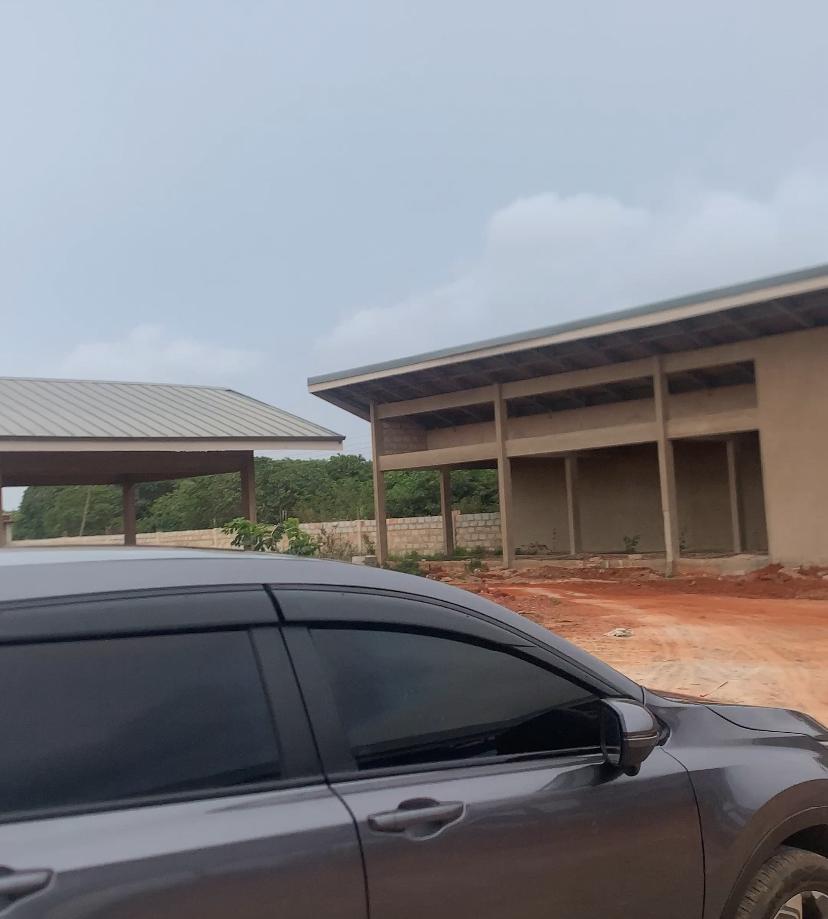 Main entrance block nearing completion
